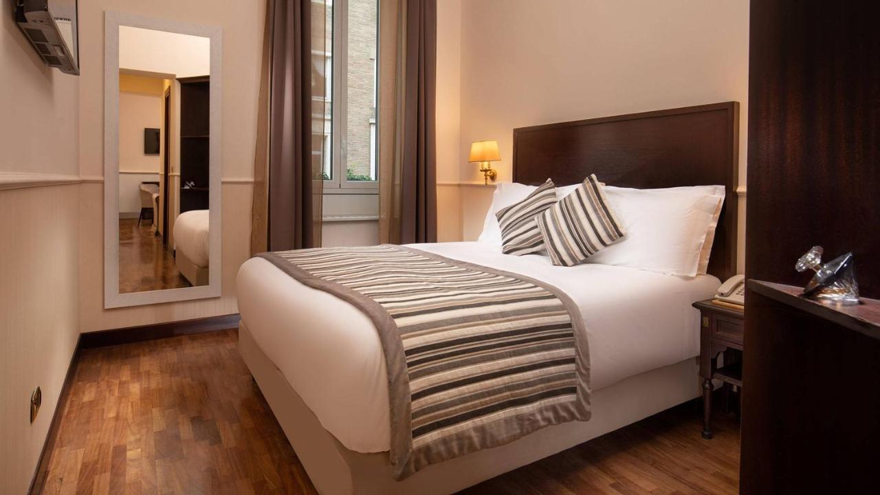 Hotel Del Corso Рим Екстериор снимка
